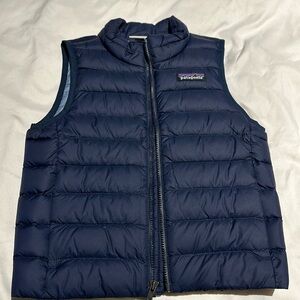 Patagonia baby down sweater vest brand new without tags, navy